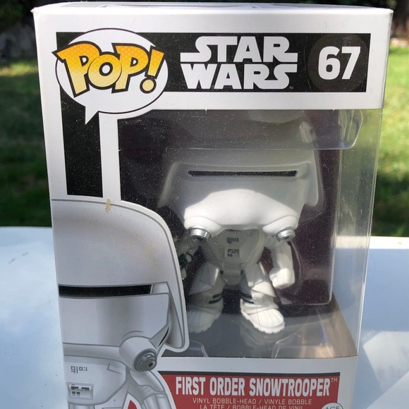 VAULTED: Funko Pop! First Order Snowtrooper #67 - Picture 1 of 4